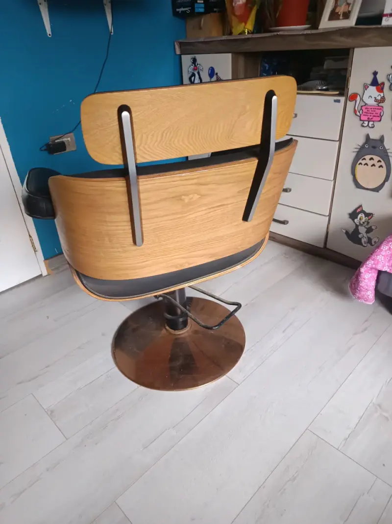 Silla de peluquería vintage con base giratoria - 1