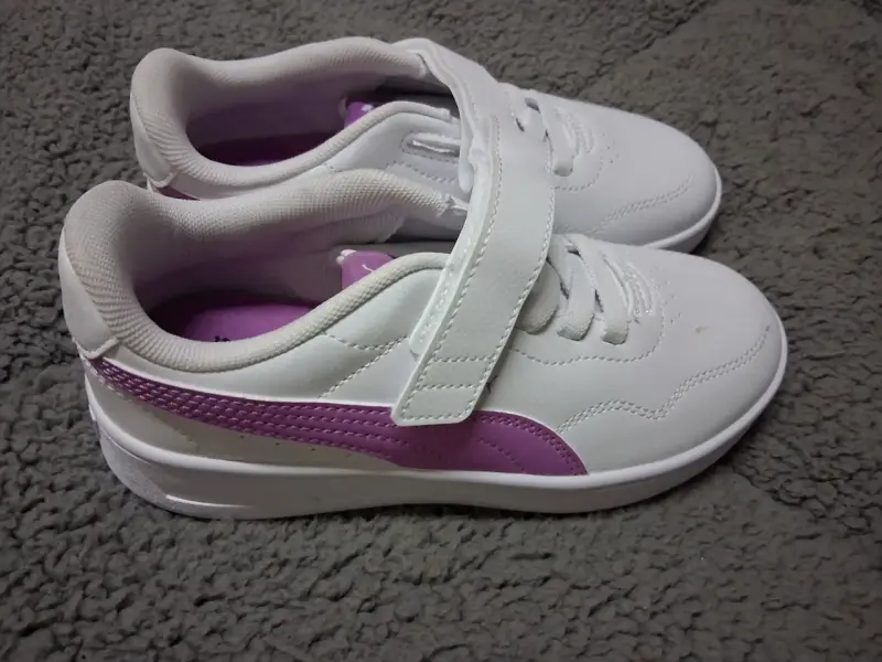 Zapatillas puma de niña nuevas numero 33