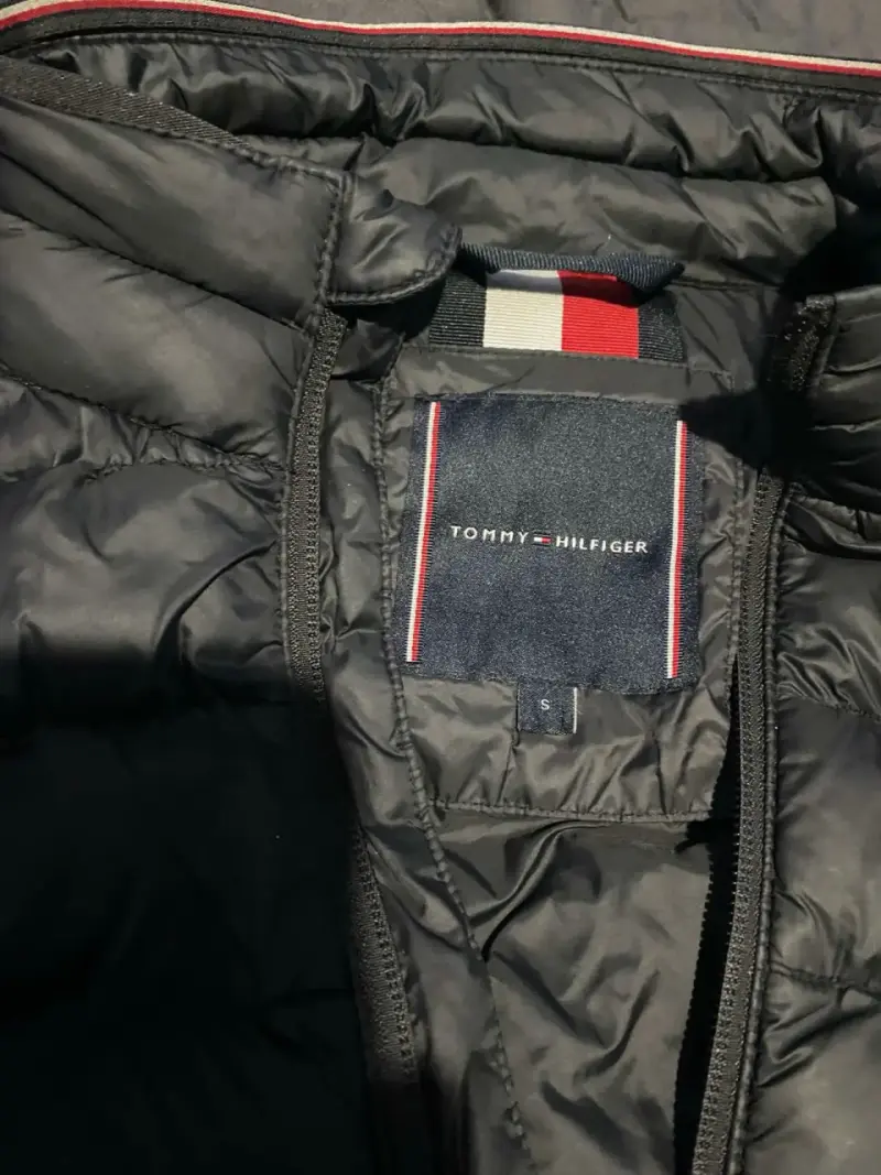 Chaleco Negro Tommy Hilfiger Acolchado - 2