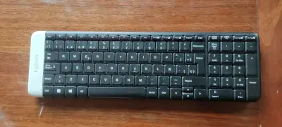 Teclado inalámbrico Logitech con receptor USB - miniatura 6
