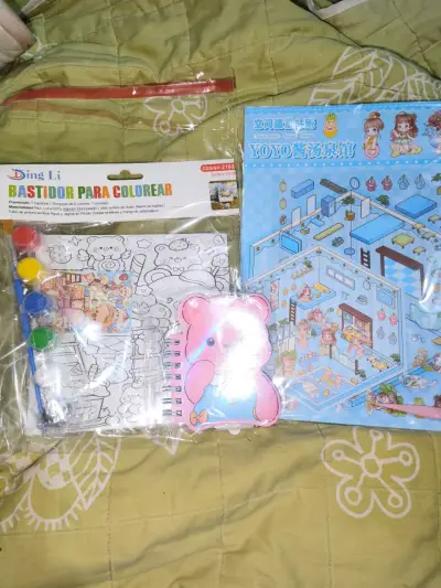 Set de Papelería Infantil con Cuaderno y Bolígrafo - miniatura 2
