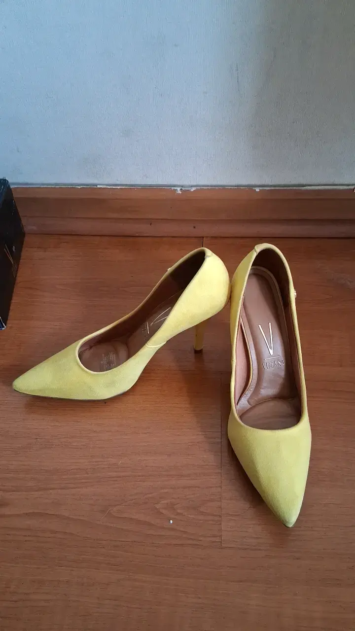Zapatos de Tacón Amarillos Vizzano - 2