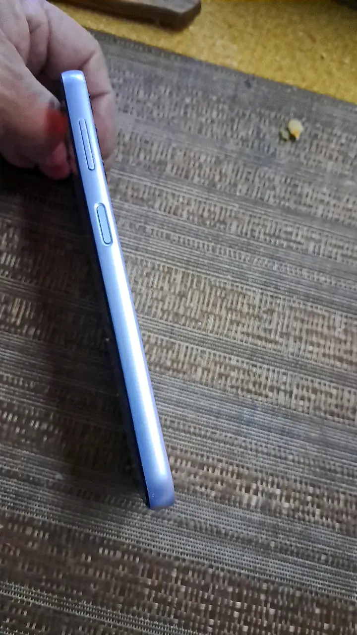 Smartphone Samsung Galaxy A14 en buen estado - 3