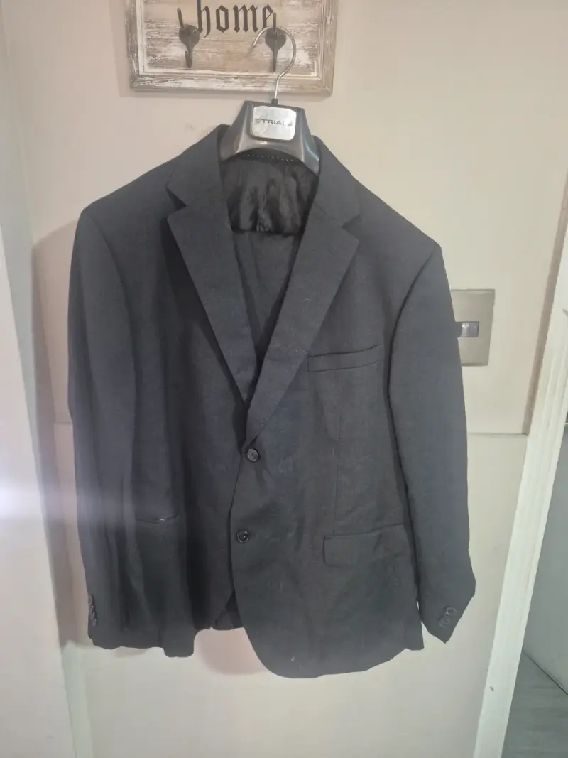 Traje formal gris oscuro Trial talla 28