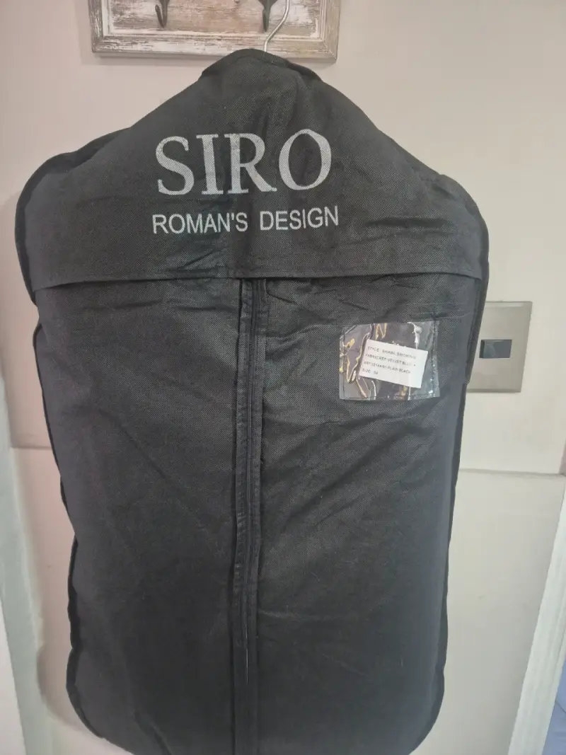 Traje de terciopelo azul con solapa negra - 5