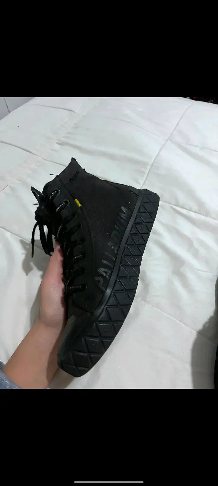 Botines negros Palladium con suela robusta - 2