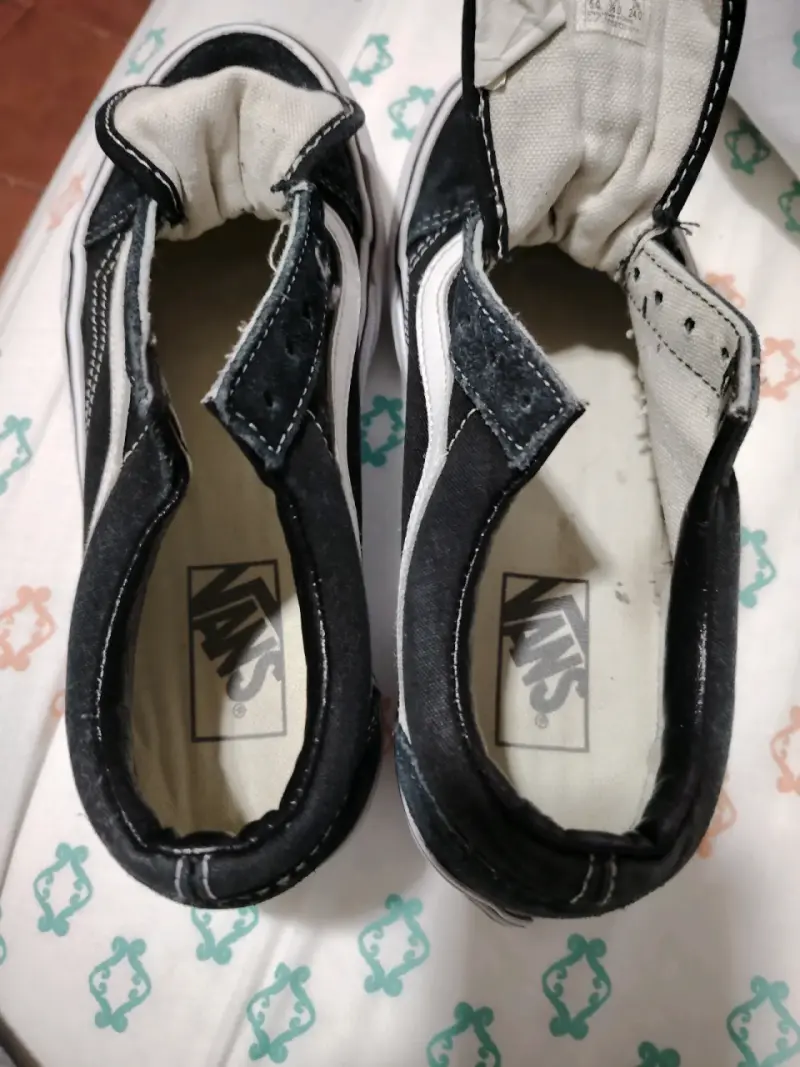 Zapatillas Vans negras talla 7.5 24cm. - 3