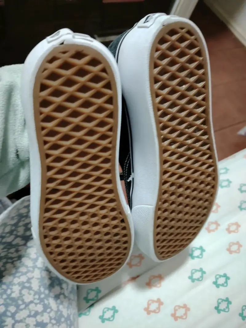 Zapatillas Vans negras talla 7.5 24cm. - 5