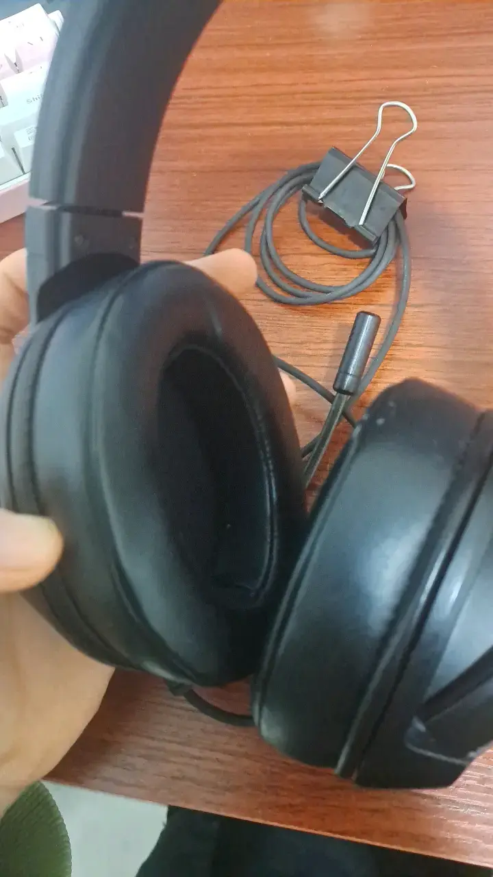 Audífonos Razer con micrófono para gaming - 4