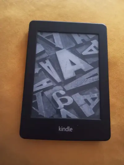 Kindle Paperwhite 5ta Gen (EY21) + Cable | Ideal p - miniatura 1