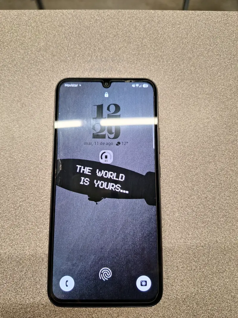 Samsung Galaxy A34 5G en buen estado - 2