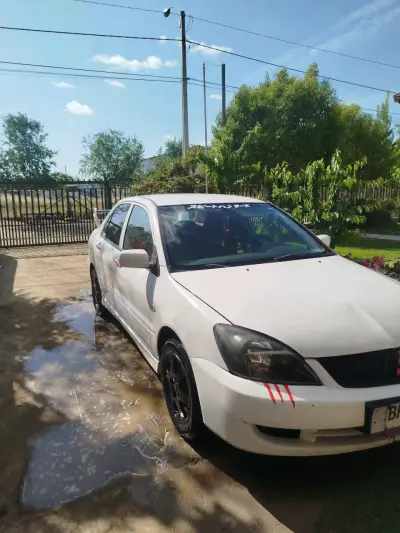 Mitsubishi lancer glx 2008 - miniatura 2