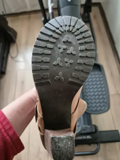 Botines de cuero marrón con tacón alto - miniatura 4