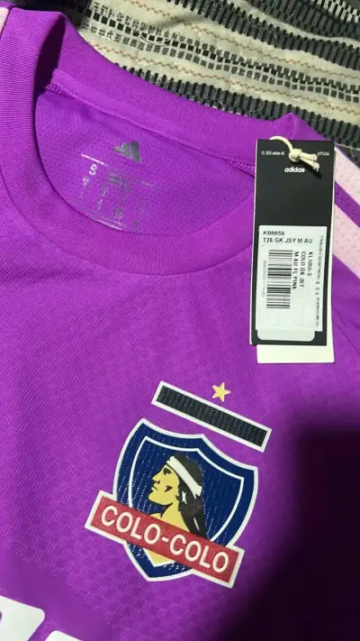 Camiseta Adidas Colo-Colo Morada Oficial - miniatura 2