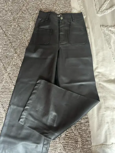 Pantalones de cuero negro Jacinta Tienda talla 32 - miniatura 1