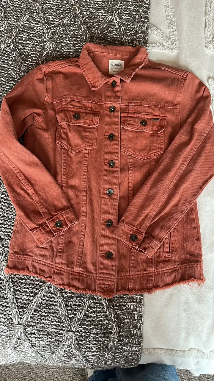 Chaqueta de mezclilla color terracota talla S