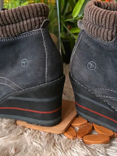 Botines de gamuza gris Tamaris - miniatura 4
