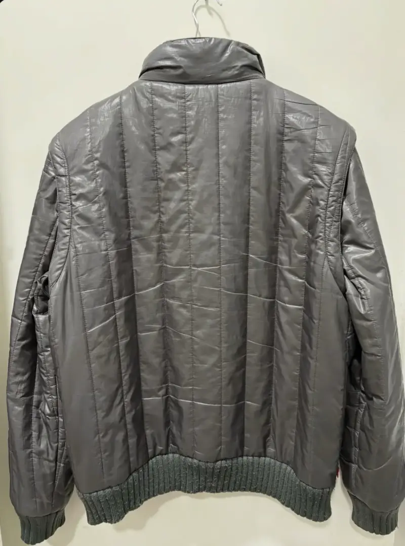 Chaqueta acolchada gris desmontable para hombre - 3