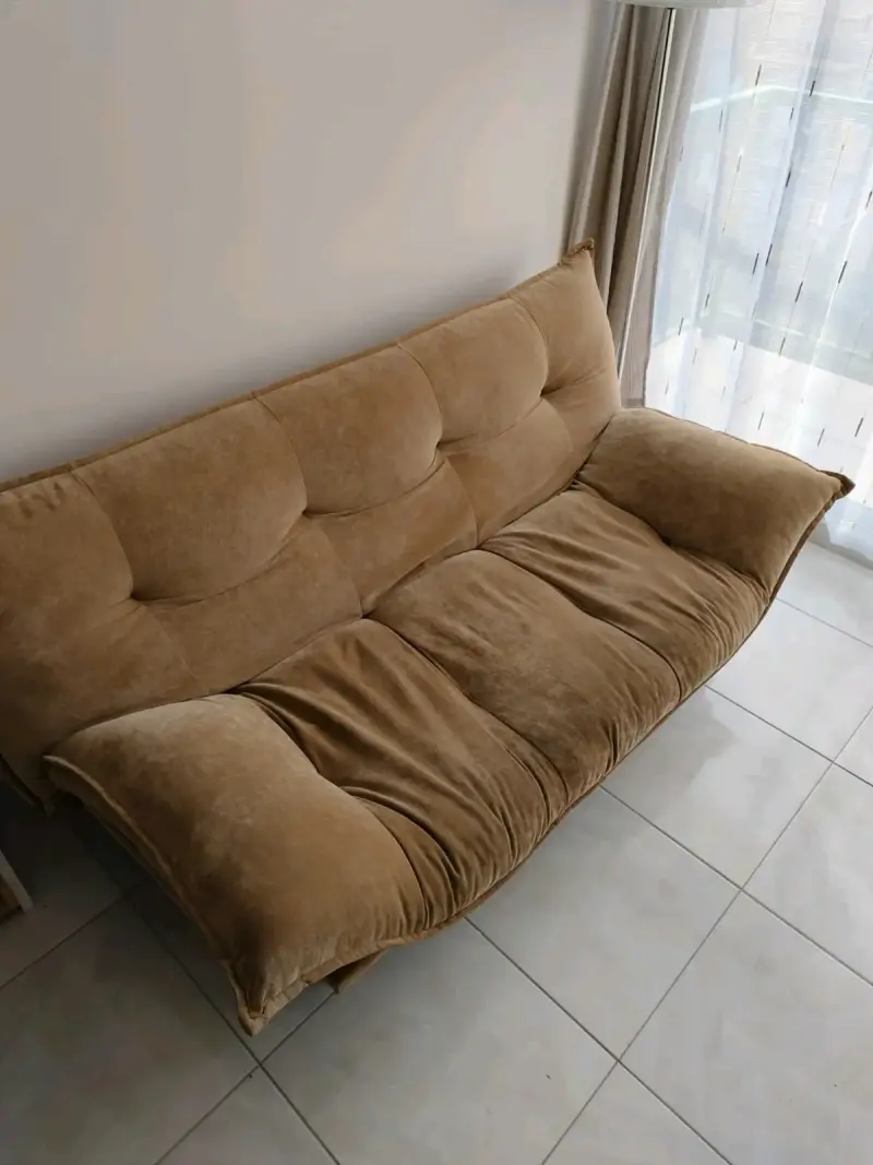 Sofá cama beige en buen estado - 2
