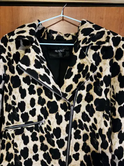 Chaqueta de mujer estampado leopardo Alaniz - miniatura 2
