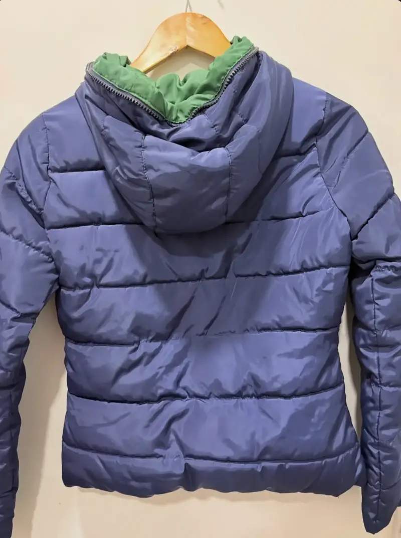 Chaqueta acolchada azul con capucha Zara - 3