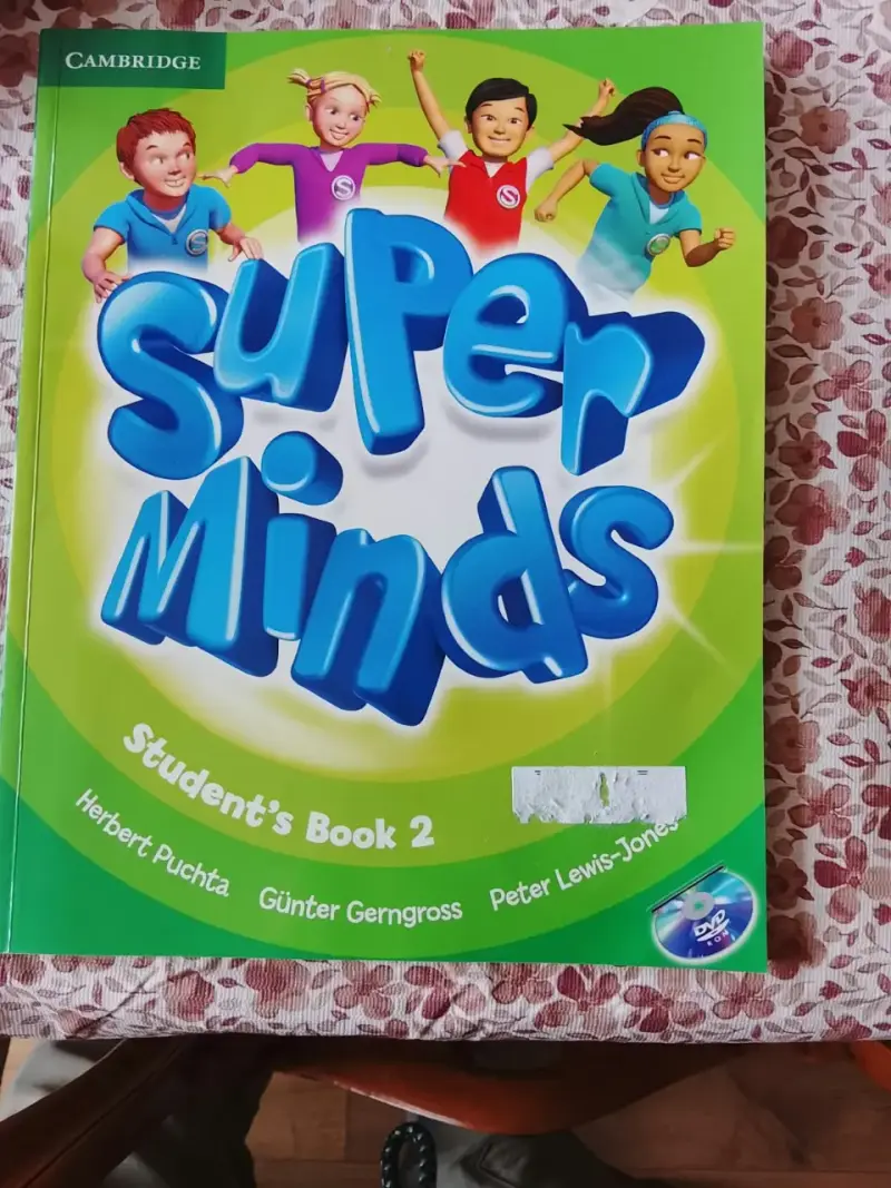 Libro de inglés Super Minds Student's Book 2
