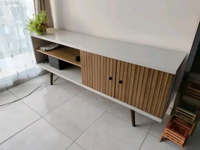 Mueble de TV moderno - miniatura 1
