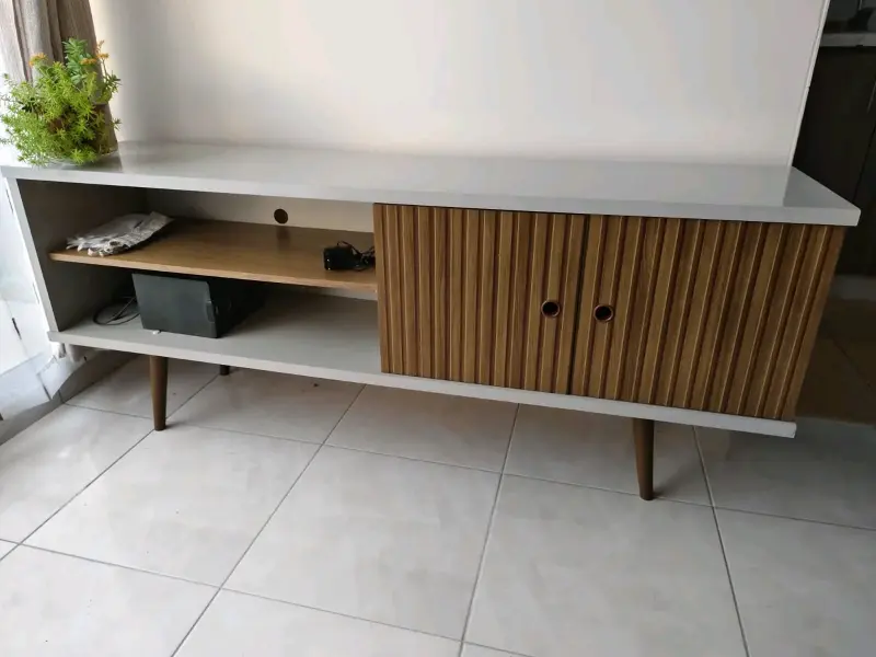 Mueble de TV moderno - 2
