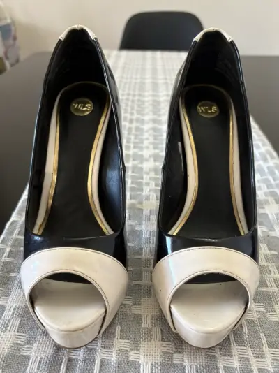 Zapatos de Tacón Alto Bicolor Elegantes - miniatura 1