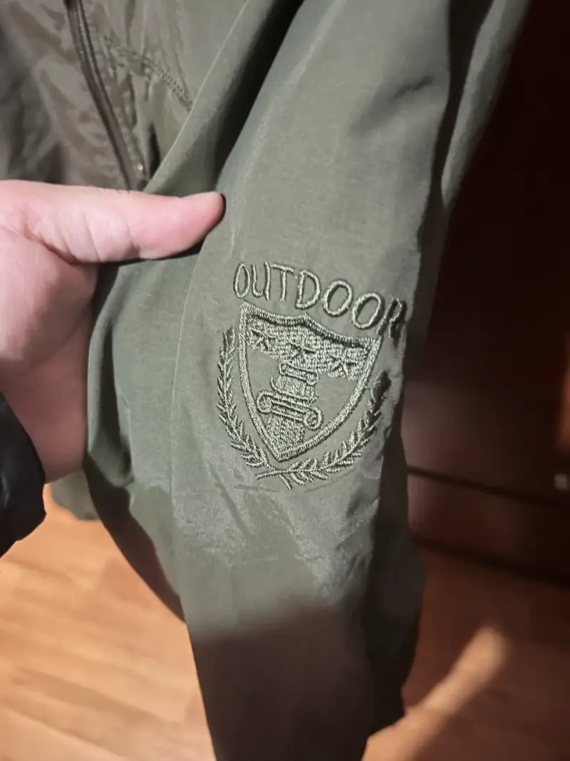 Chaqueta verde para actividades al aire libre - 2