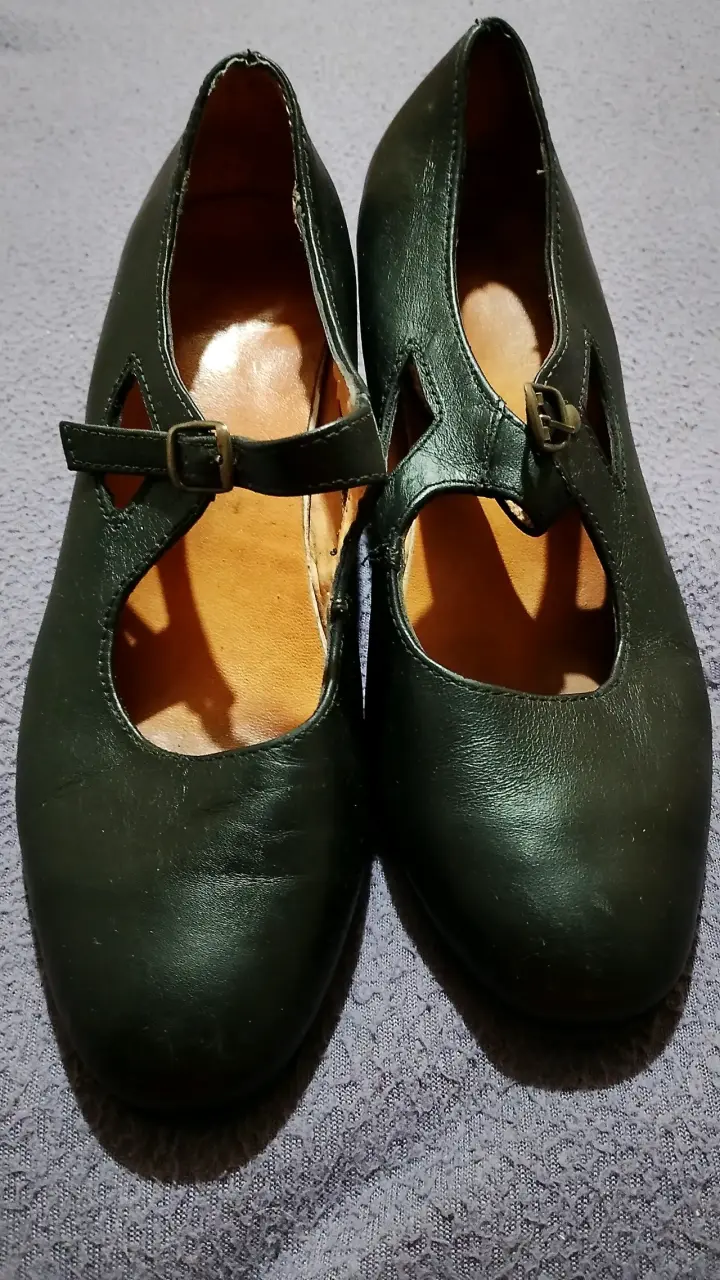 Zapatos de cuero negro con hebilla para mujer - 2