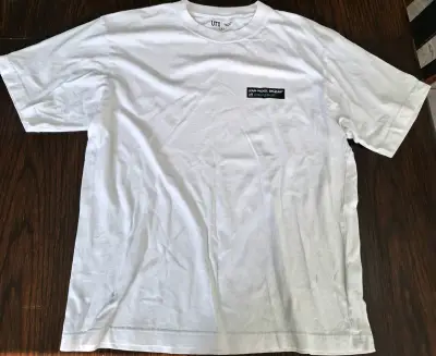 Polera Uniqlo Jean-Michel Basquiat King Pleasure - miniatura 2