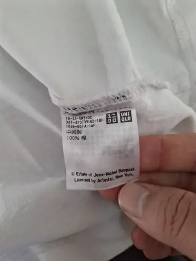 Polera Uniqlo Jean-Michel Basquiat King Pleasure - miniatura 5