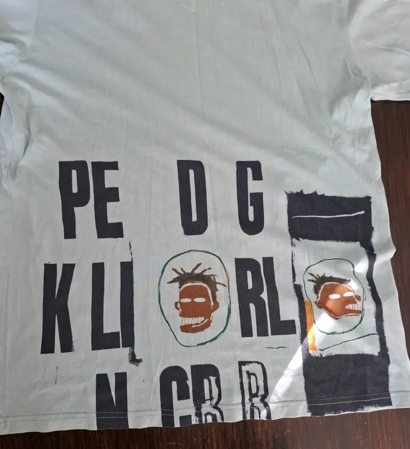 Polera Uniqlo SPRZ NY Jean-Michel Basquiat - 4