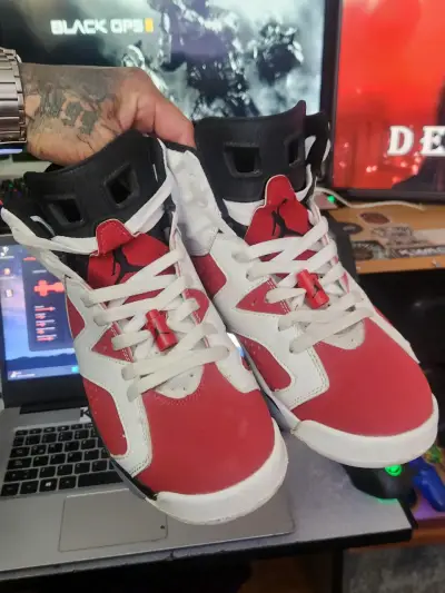Zapatillas deportivas Nike Air Jordan retro 6rojas - miniatura 2