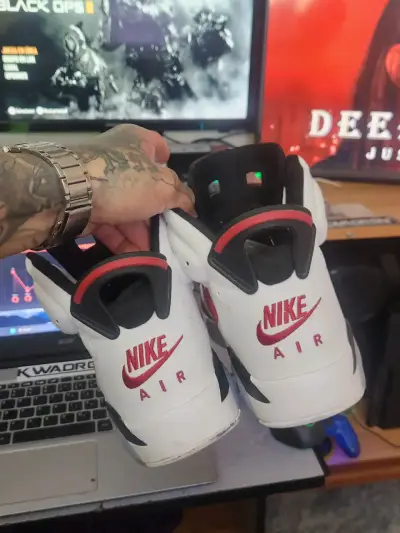 Zapatillas deportivas Nike Air Jordan retro 6rojas - miniatura 3