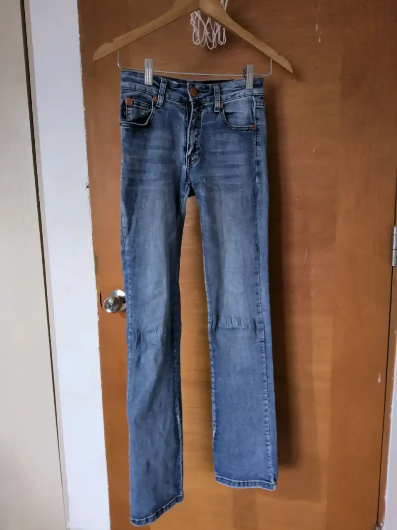 Jeans de mezclilla estilo 2000'