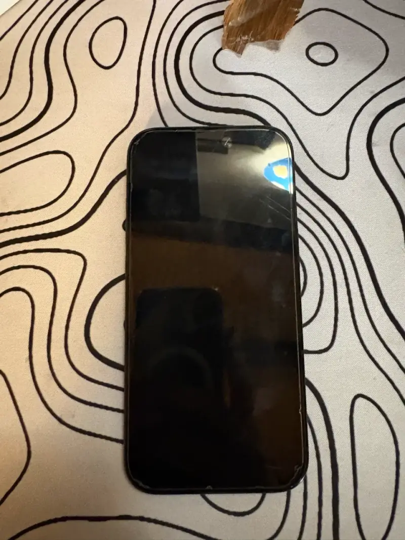 iPhone 15 - 2