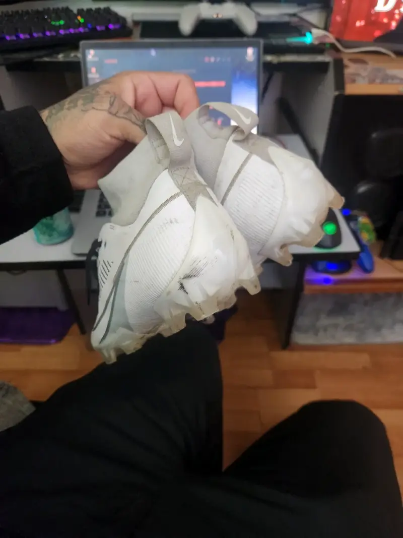 Botines de fútbol Nike blancos con calceta - 3