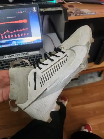 Botines de fútbol Nike blancos con calceta - miniatura 4