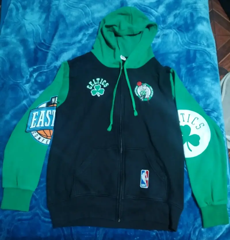 Polerón con capucha Boston Celtics verde y negro - 2
