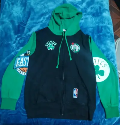 Polerón con capucha Boston Celtics verde y negro - miniatura 2