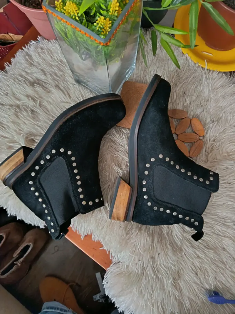 Botines de cuero negro Romano tachas para mujer - 2