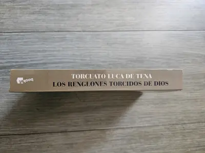 Libro Los Renglones Torcidos de Dios de Torcuato - miniatura 2