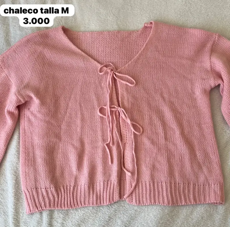 Chaleco rosado talla M con lazo