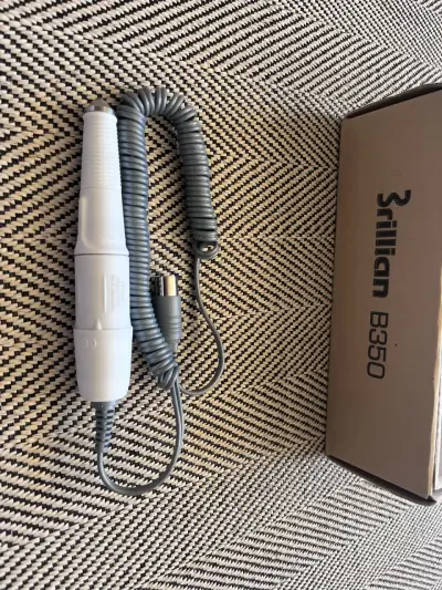 Torno de uñas Brillian B350 para manicura - miniatura 3
