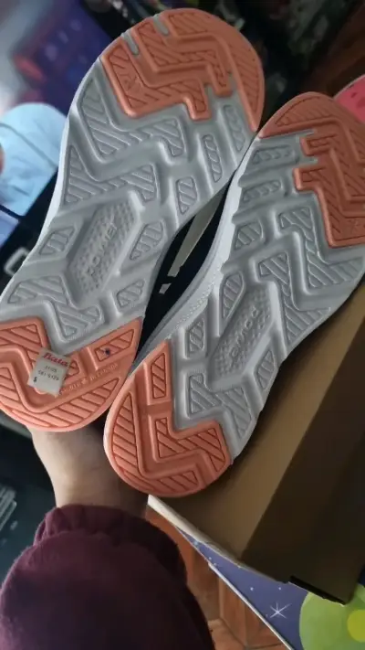 Zapatillas deportivas Power negras con suela blanca - miniatura 4