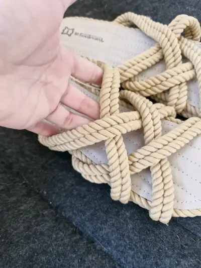 Sandalias de cuerda beige para mujer - miniatura 4