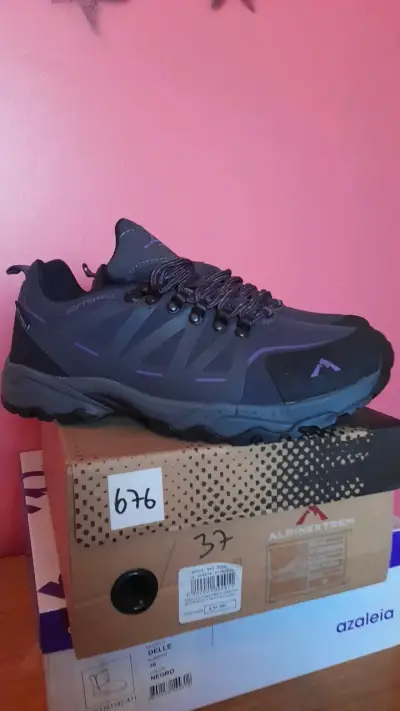 Zapatillas de trekking Alpinextrem negras WATERPRO - miniatura 1