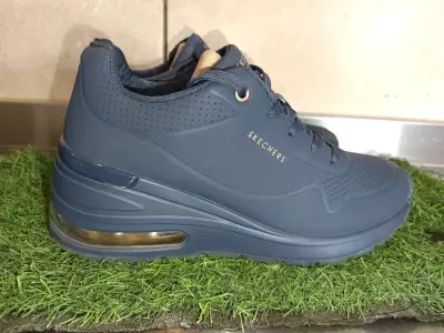 Zapatillas deportivas azules Skechers con cámara de aire - miniatura 2
